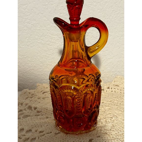 Vintage L.E. Smith Glass Moon and Stars # 6241 Cruet in Amberina - Picture 4 of 5